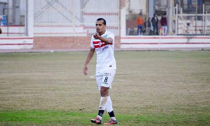 روقا يجدد تعاقده مع الزمالك