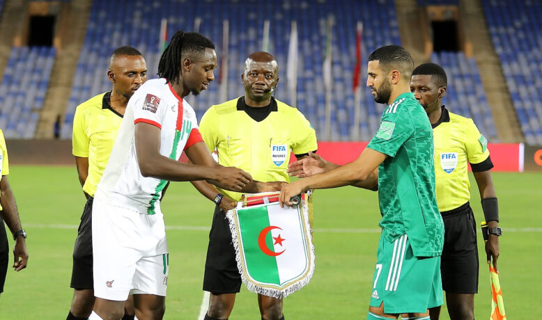 الجزائر تعود بتعادل مهم من مراكش أمام بوركينا فاسو