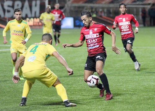 انطلاق البطولة الجزائرية في ظل أزمة الملاعب