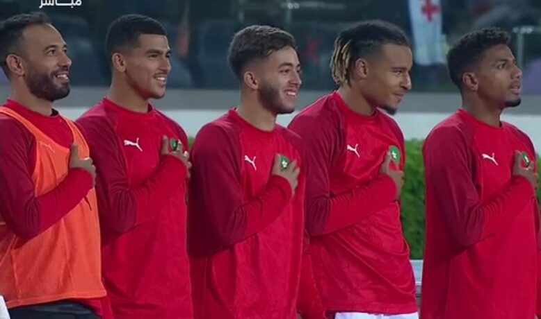 المغاربة يهاجمون بعض لاعبي المنتخب الوطني الأول