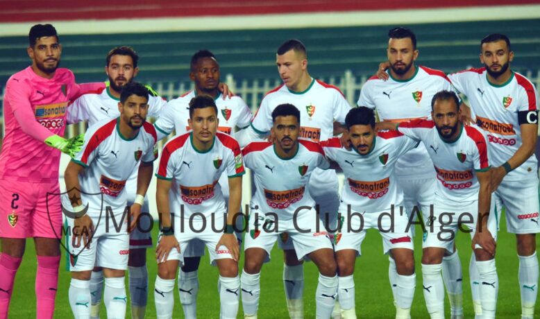 قمة جزائرية في أولى مباريات الدوري الجزائري