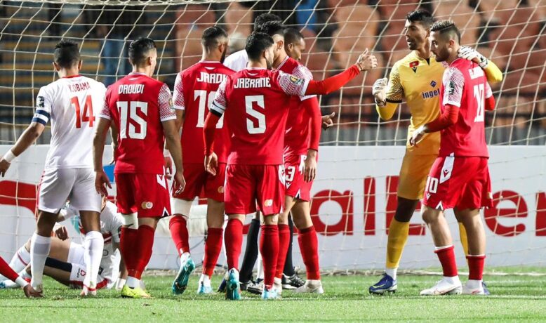 الوداد يرفض تسريح لاعبيه للمنتخب المغربي قبل نهائي كأس العرش