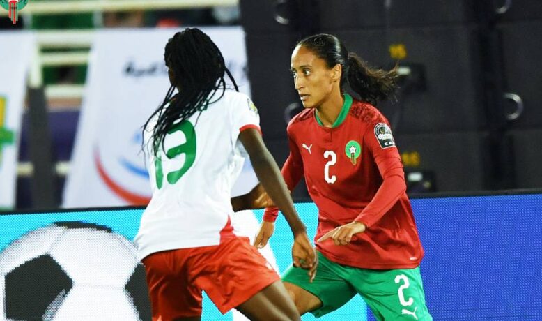صورة: لاعبة المنتخب المغربي تطمئن الجمهور على حالتها الصحية