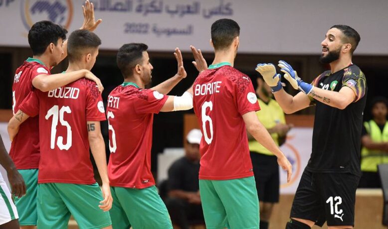 المنتخب المغربي يواجه نظيره الموزمبيقي لحجز بطاقة التأهل