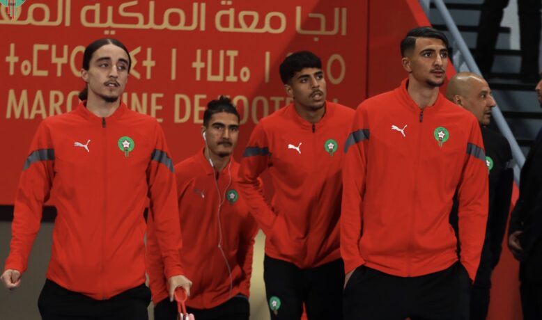 الركراكي يراهن على لاعبين جدد في لقاء المغرب والبيرو