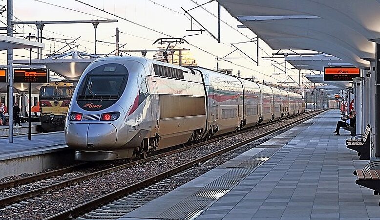 المكتب الوطني للسكك الحديدية ينخرط في حملة إنجاح ودية المغرب والبرازيل