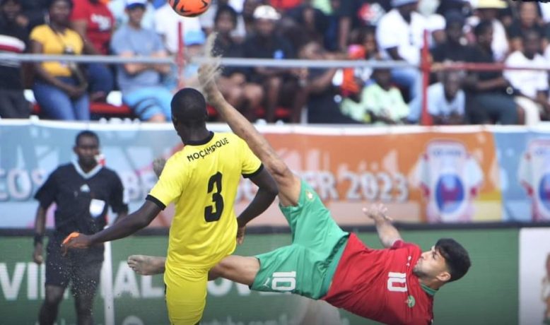 أسود الكرة الشاطئية يتوجون بدورة كوسوفا على حساب الموزمبيق