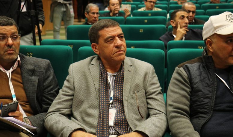مستشار يطالب باعتقال رئيس فريق بالدوري الاحترافي بسبب شكاية السب والتهديد