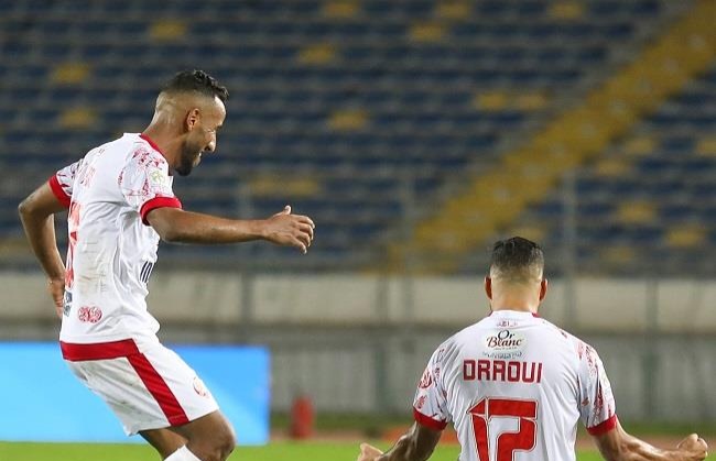 الوداد يرفض التخلي عن لاعبه لفريق جزائري