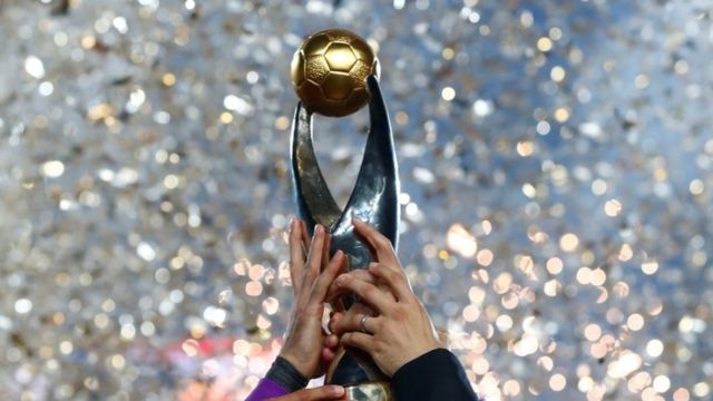 الكاف يستبعد الحكام المغاربة من نهائي دوري أبطال أفريقيا
