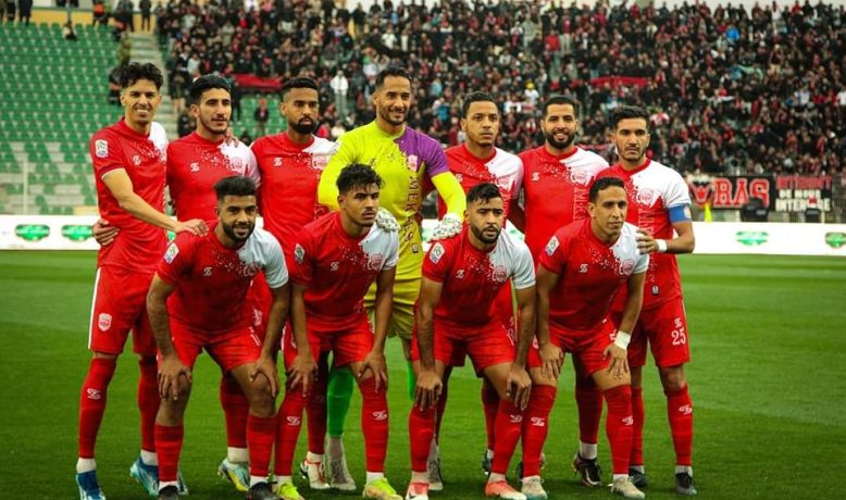 فريق بالدوري الاحترافي يستقبل مباراته بملعب خصمه