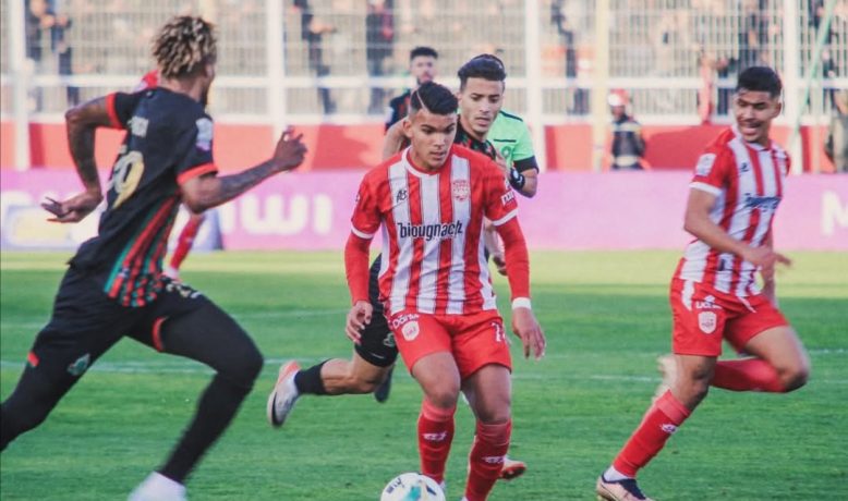 النادي المكناسي يراسل مديرية التحكيم عقب مباراته أمام الجيش الملكي