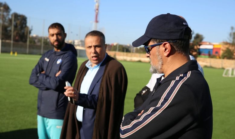 بنشيخ يحفز لاعبي شباب السوالم قبل مواجهة شباب المحمدية