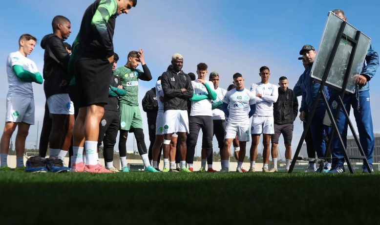 الشابي يلحق لاعبا جديدا بتداريب الرجاء