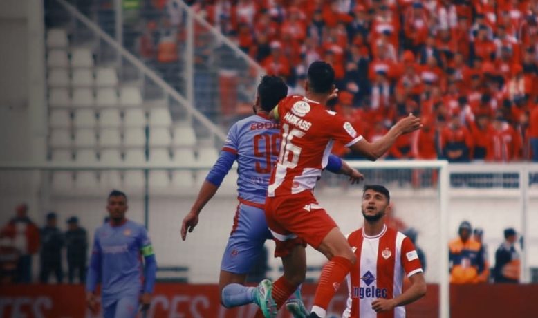 الكوديم يوقف سلسلة انتصارات الوداد ويعود بتعادل ثمين