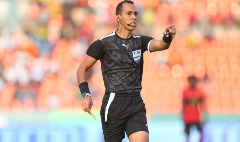 الكاف يختار حكما موريتانيا لقيادة قمة المغرب والكاميرون في ربع نهائي الكان