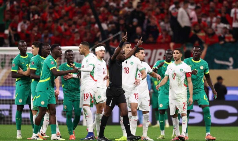 خلافًا لكل التوقعات.. الكاف يكتفي بعقوبات مخففة بعد نهائي “كان” المغرب 2025