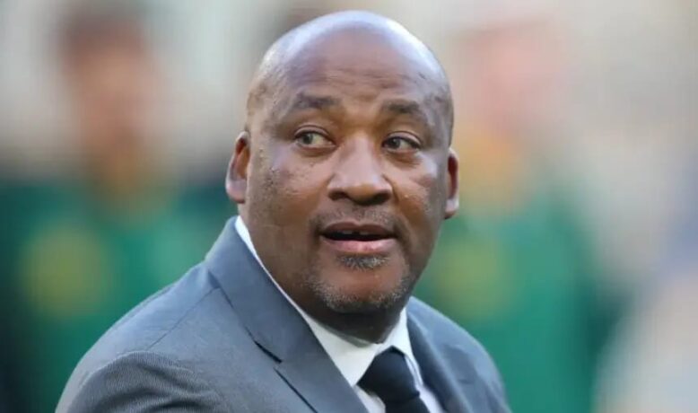 وزير الرياضة الجنوب إفريقي يعتذر للمغرب وينتقد تصريحات مدرب “البافانا بافانا”