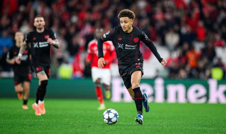 ليفركوزن يعلن إصابة بنصغير في الكاحل وغيابه عن ميادين لعدة أسابيع