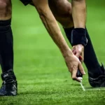 مديرية التحكيم تعلن طاقم حكام مؤجل الجولة السابعة بين نهضة بركان والرجاء