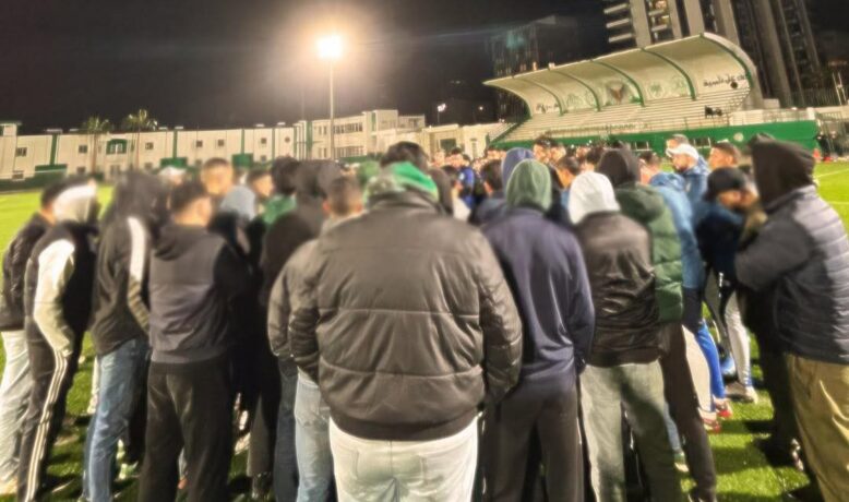 الكورفا سود تزور لاعبي الرجاء وتؤكد: القميص أمانة ثقيلة والدعم مستمر حتى استعادة البريق