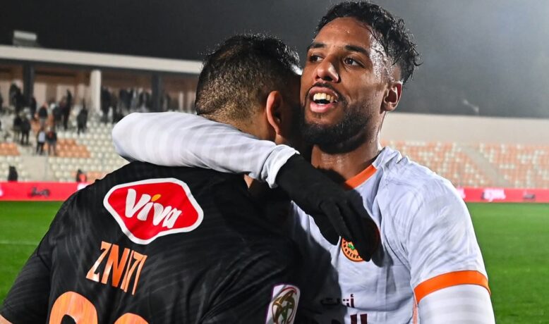 نهضة بركان تكشف أثمنة وتفاصيل بيع تذاكر قمة الرجاء في مؤجل الجولة السابعة