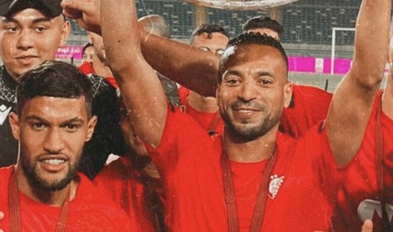 أيوب سكومة يعود إلى الميادين ويوقع رسميًا في صفوف وفاء وداد