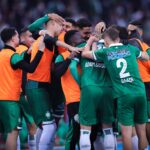 منخرطو الرجاء ينددون بالأخبار الزائفة ويؤكدون دعمهم الكامل للفريق