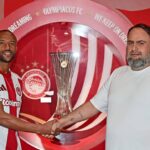 بحضور الرئيس ماريناكيس.. أولمبياكوس اليوناني يجدد عقد الدولي المغربي أيوب الكعبي