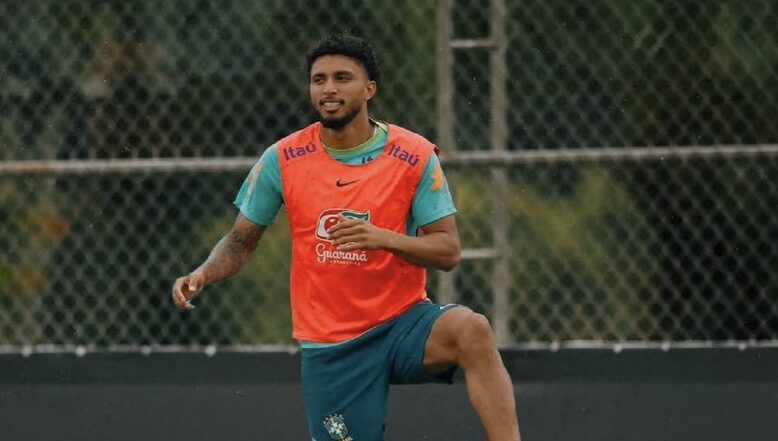 رسميًا.. خصم الأسود المنتخب البرازيلي يستدعي إيدرسون لتعويض ويسلي المصاب قبل انطلاق المونديال